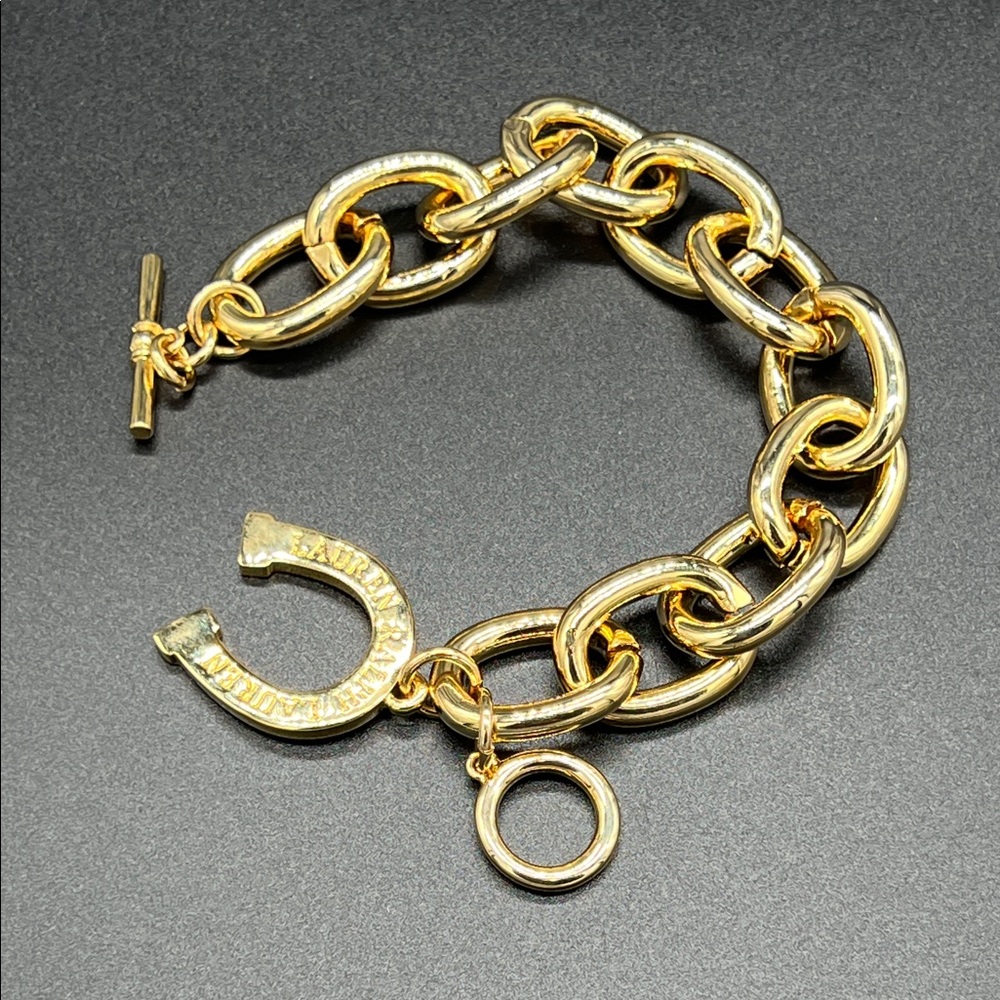 Ralph Lauren Gold Tone Horseshoe Link Toggle Bracelet 8” NEW Equestrian - Picture 8 of 8